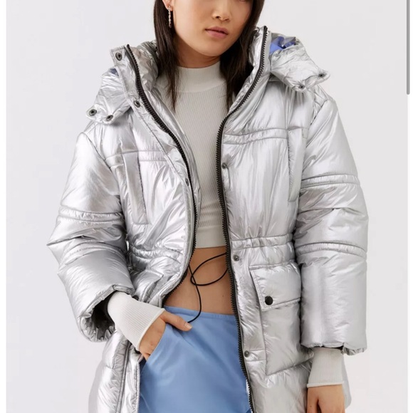 Urban Outfitters Jackets & Blazers - Urban Outfitters Silver Puffer Jacket